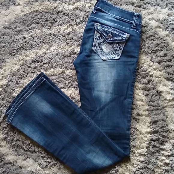 Almost Famous Pants - Almost Famous jeans size 3